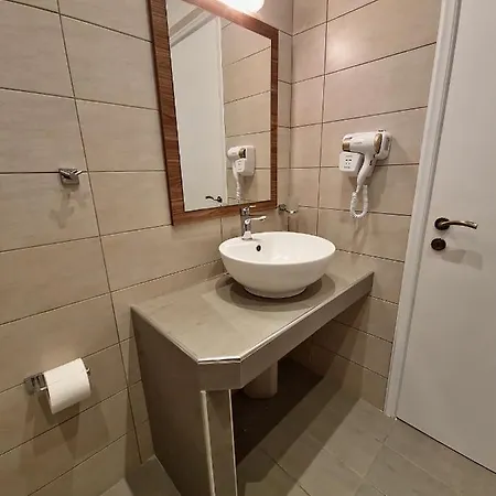 Apartment Alexandra 13 *